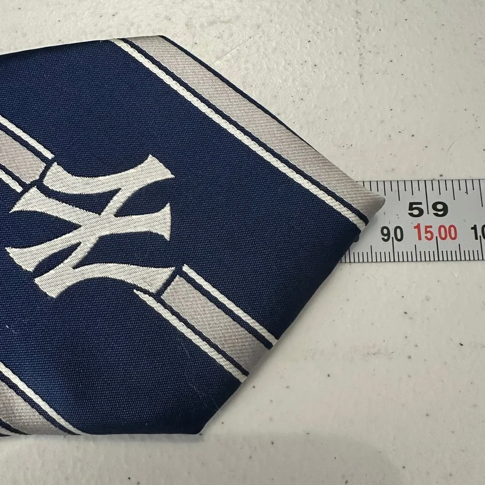 MLB New York Yankees Mens Necktie Navy Blue Grey Striped Logo Tie Baseball Fan